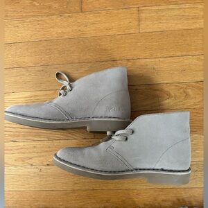 Clarks Women’s sand Gray Suede Desert Boots